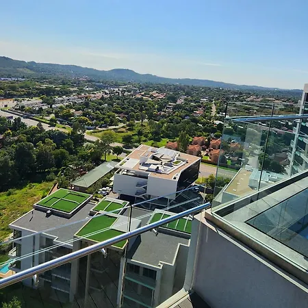 Menlyn Maine Trilogy 10Th Floor Apartment With Balcony Pretoria Exterior photo