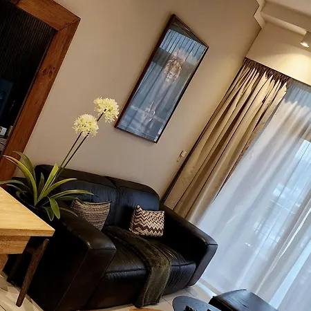 Menlyn Maine Trilogy 10Th Floor Apartment With Balcony Pretoria Exterior photo